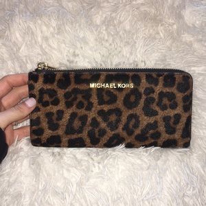 Michael Kors Cheetah Wallet